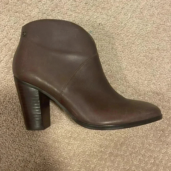 206 Collective Everett heeled ankle boot V front side zip brown - Picture 7 of 7